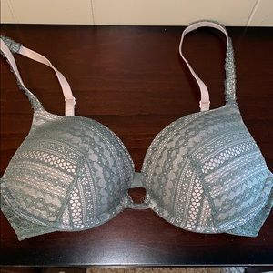 victoria’s secret push up bra size 32D